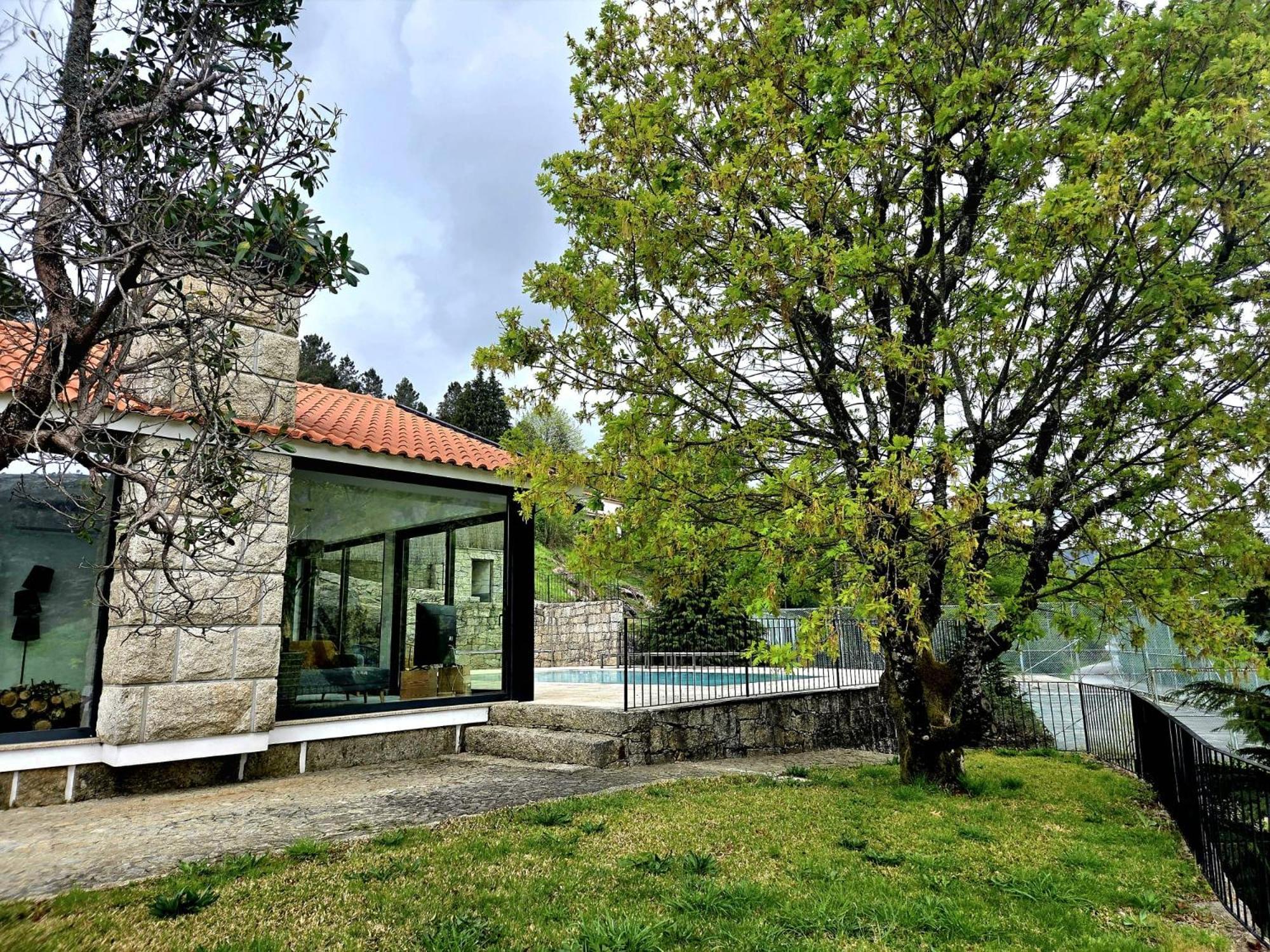 Vila Casa Fraga Do Suadouro Campo do Geres Exteriér fotografie